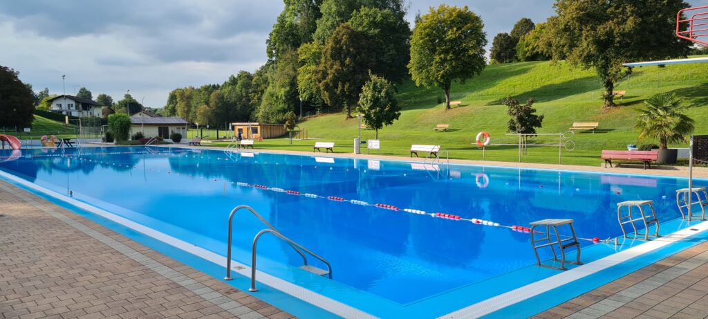 Schwimmbad Freibad Tann